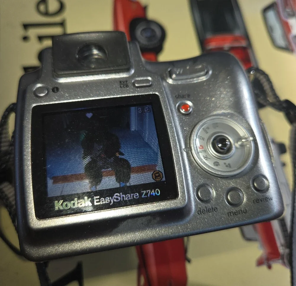 Kodak 10x Zoom Digital Camera - Black and Silver